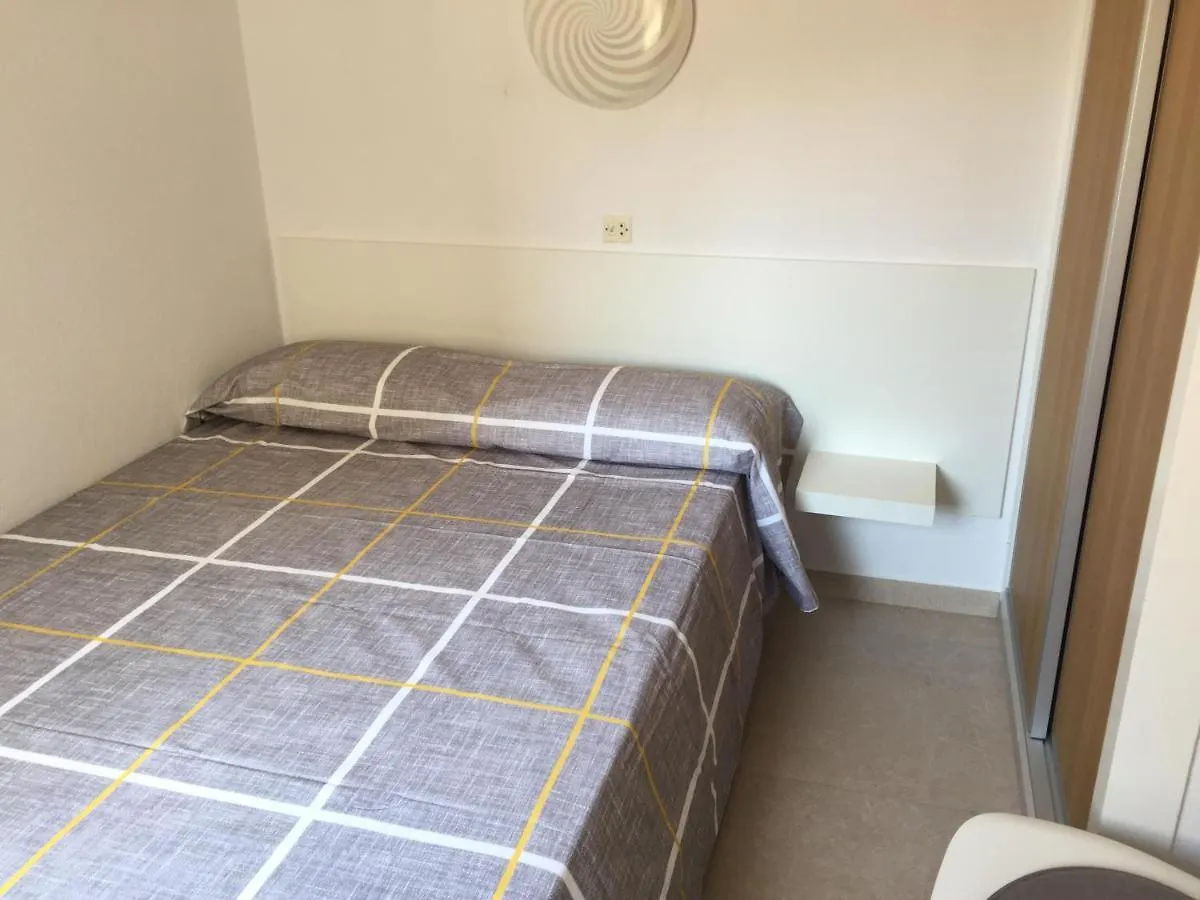 Apartamento Centrico Con 2 Habitaciones Y Wi-Fi レスタルティット